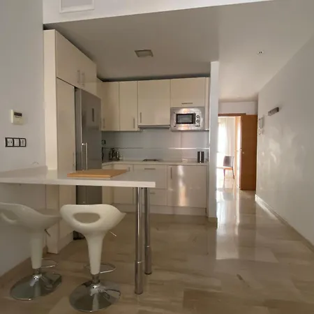 Center - Aloha Apartament *